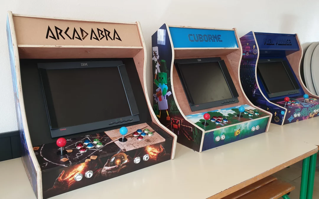Trois bornes d’arcade pour la dernière session Deffinov